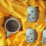 Чайный сервиз нежно зеленый с декоративными цветами, 43 см